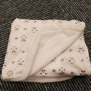 Cozy White Baby Blanket With Soft Gray And Pink Owl Pattern